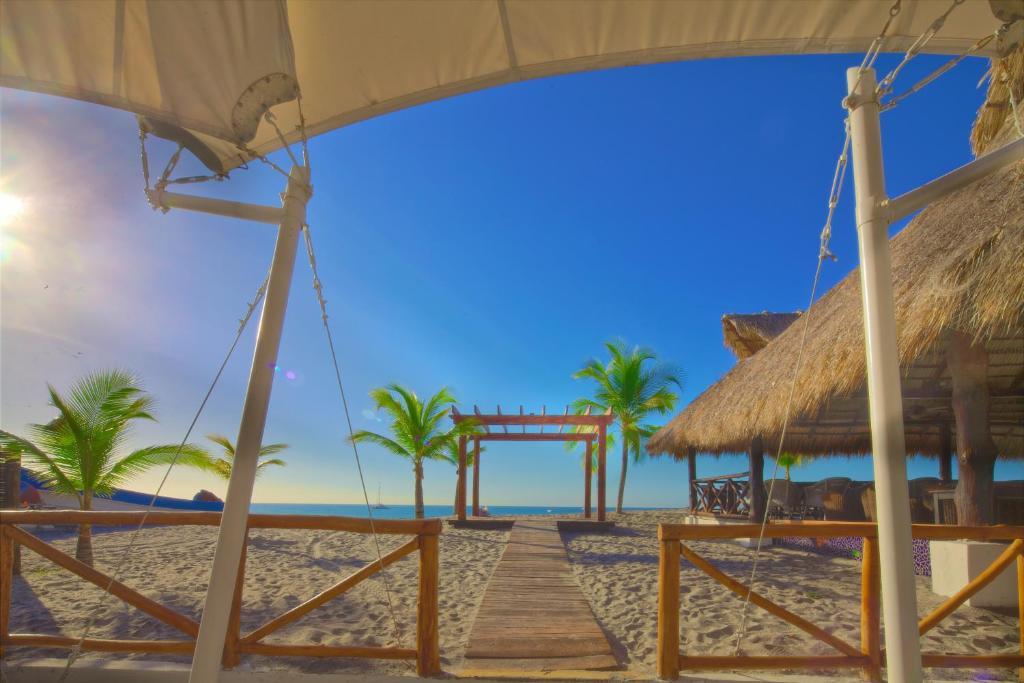 Playa Blanca Beach Resort Exterior foto